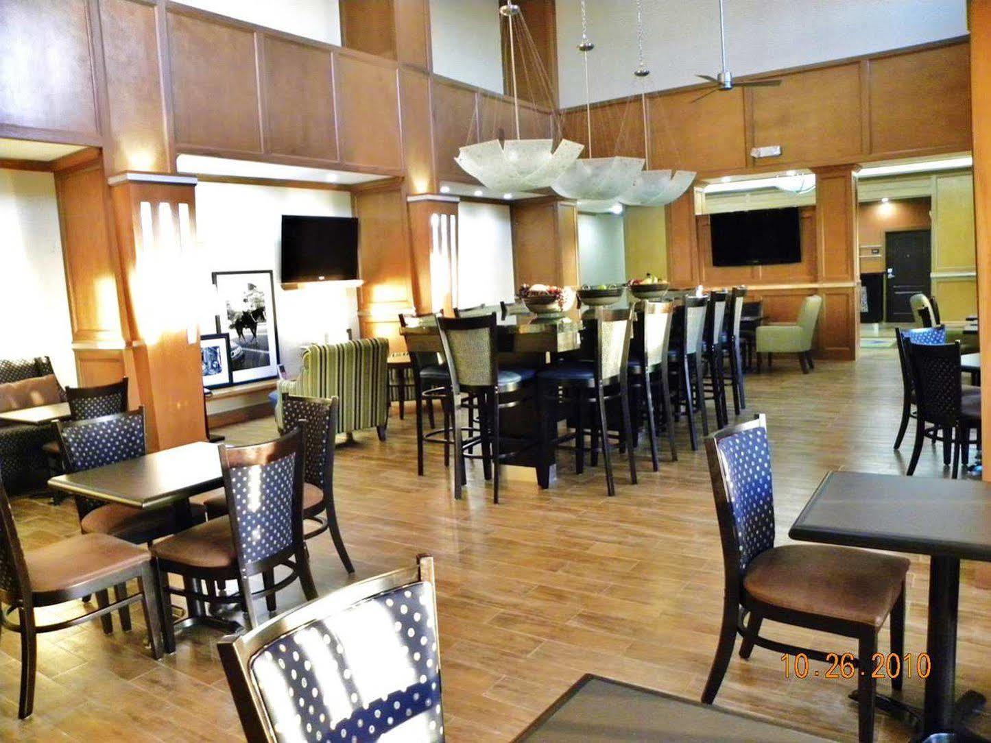 Hampton Inn & Suites Dallas I-30 Cockrell Hill, Tx Kültér fotó